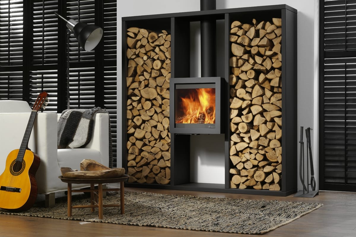 Stylish Ways To Display Your Winter Fire Wood Indoors