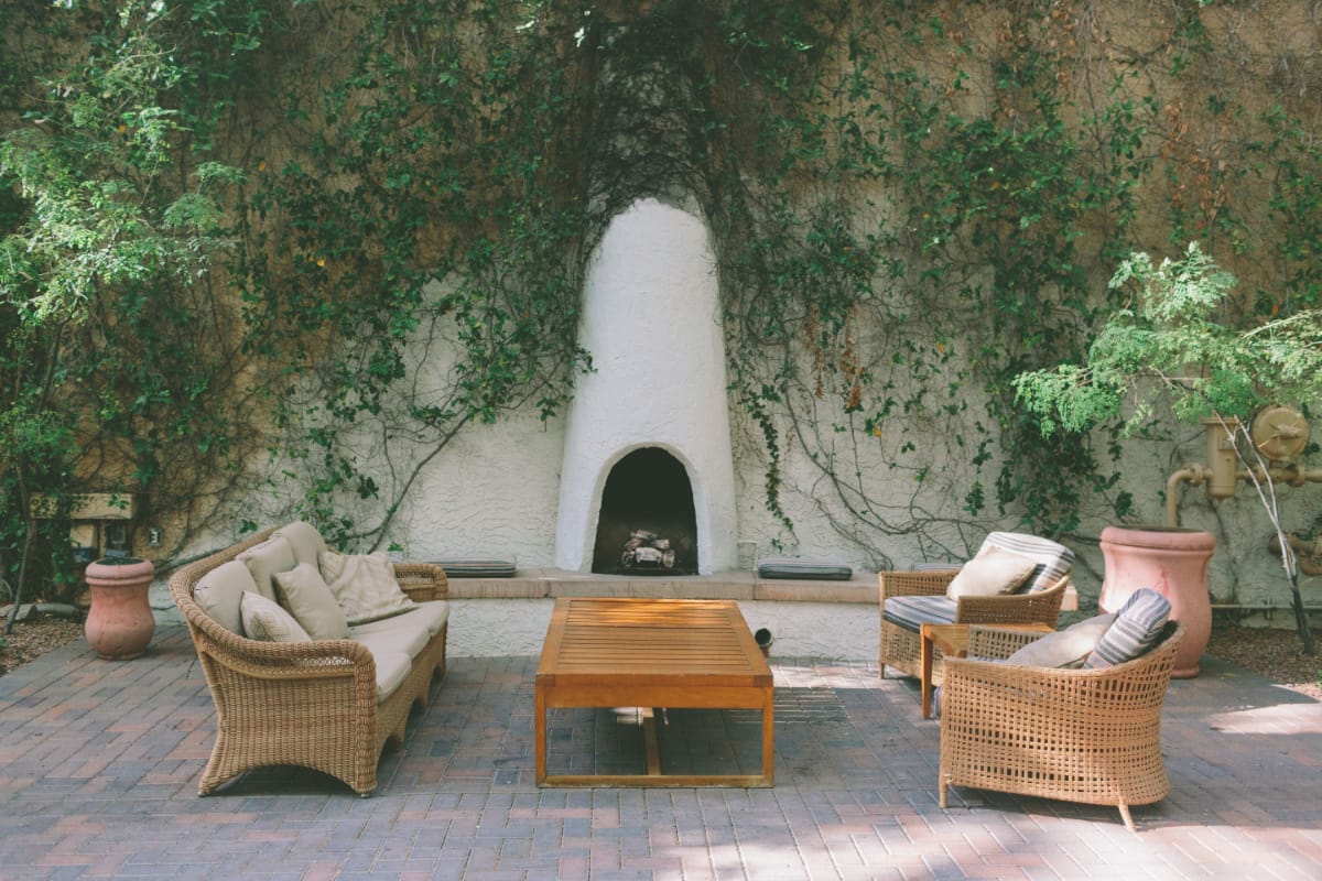 Ideas And Tips For Installing A Fireplace In Your Garden